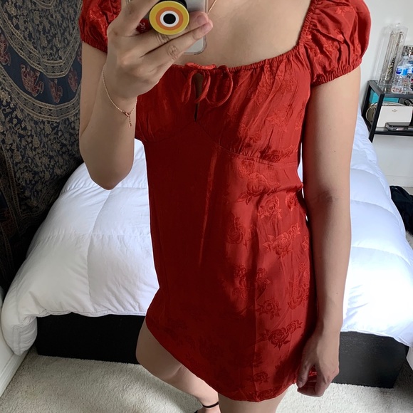 Motel Rocks Dresses & Skirts - NWT NW MOTEL floral dress
